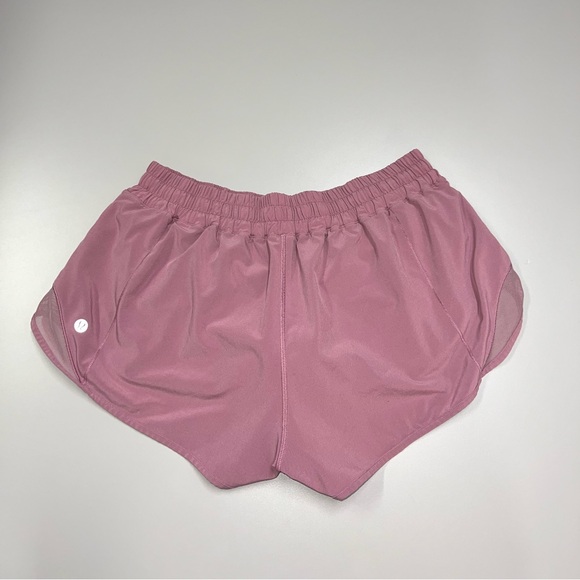 Lululemon 🍋 Hotty Hot Short II *2.5" Inseam Size 10 - Picture 5 of 9